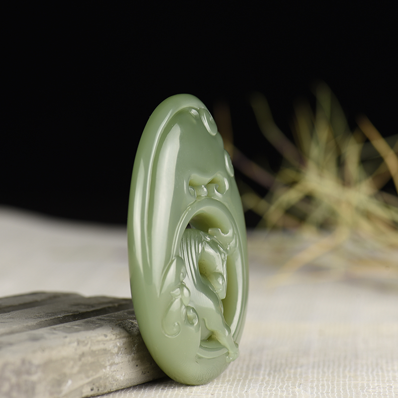 和田玉马上有福挂坠-红掌柜