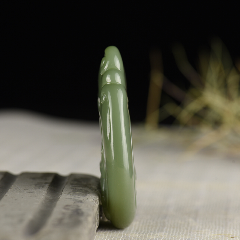 和田玉马上有福挂坠-红掌柜