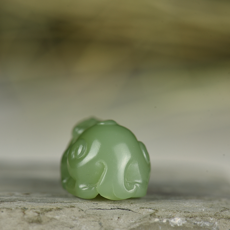 和田碧玉吊坠-红掌柜