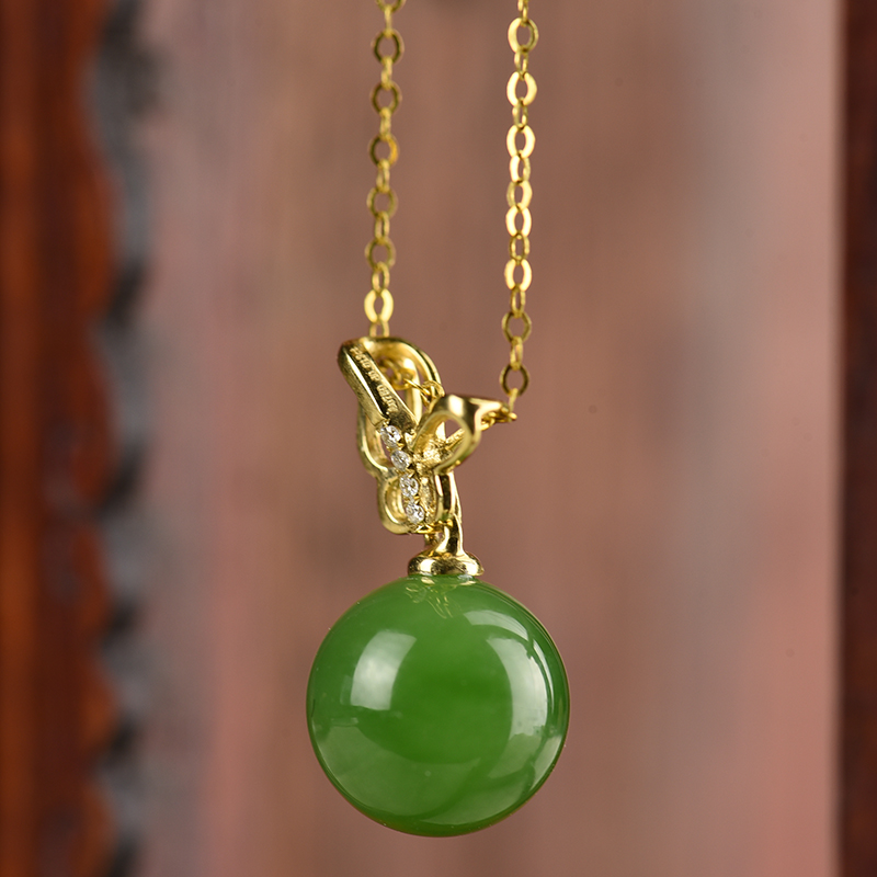 18K和田碧玉圆珠蝴蝶项链-红掌柜