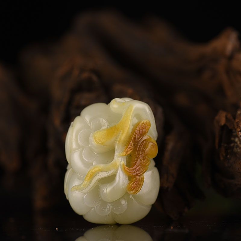 天然籽料俏色和田玉喜事连连两用款-红掌柜