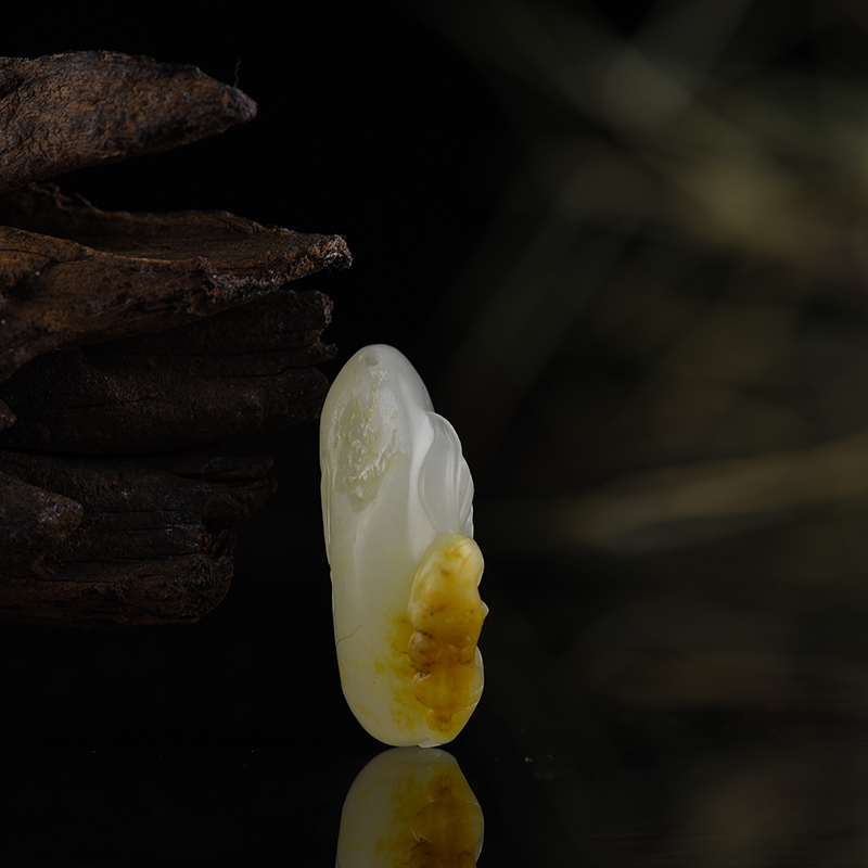 天然和田玉福在眼前吊坠-红掌柜