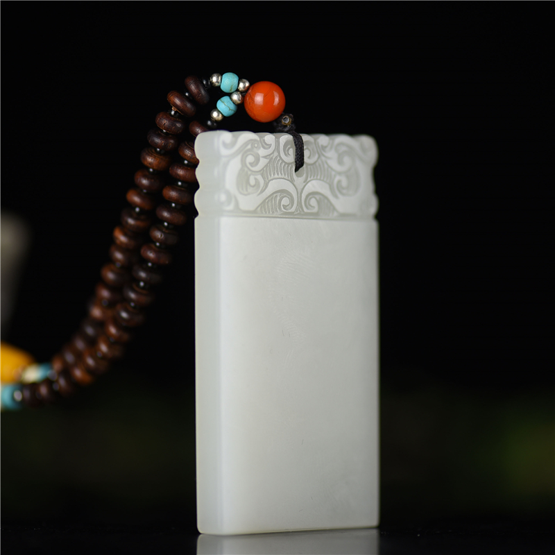 天然籽料和田白玉平安无事牌吊坠红掌柜