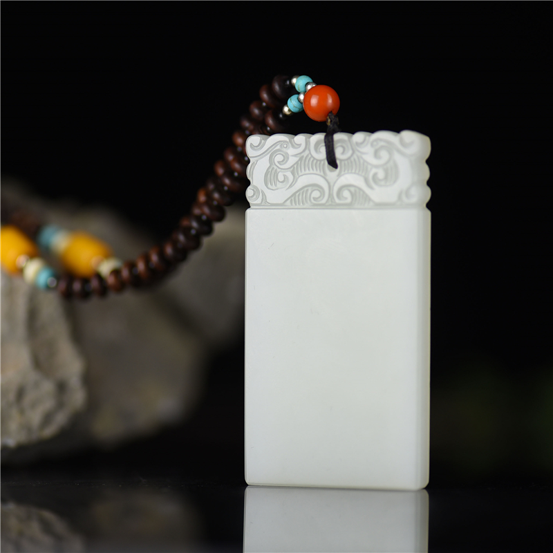 新疆籽料和田白玉平安无事牌吊坠红掌柜