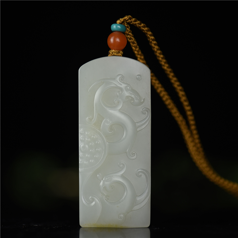 新疆天然籽料和田白玉龙凤牌吊坠-红掌柜