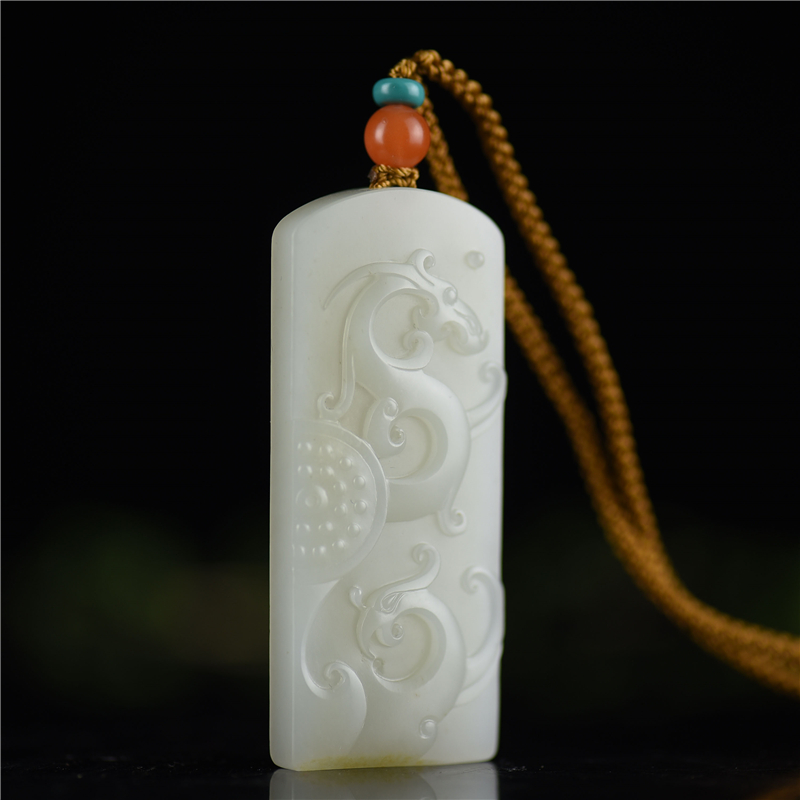 天然籽料和田白玉龙凤牌吊坠-红掌柜