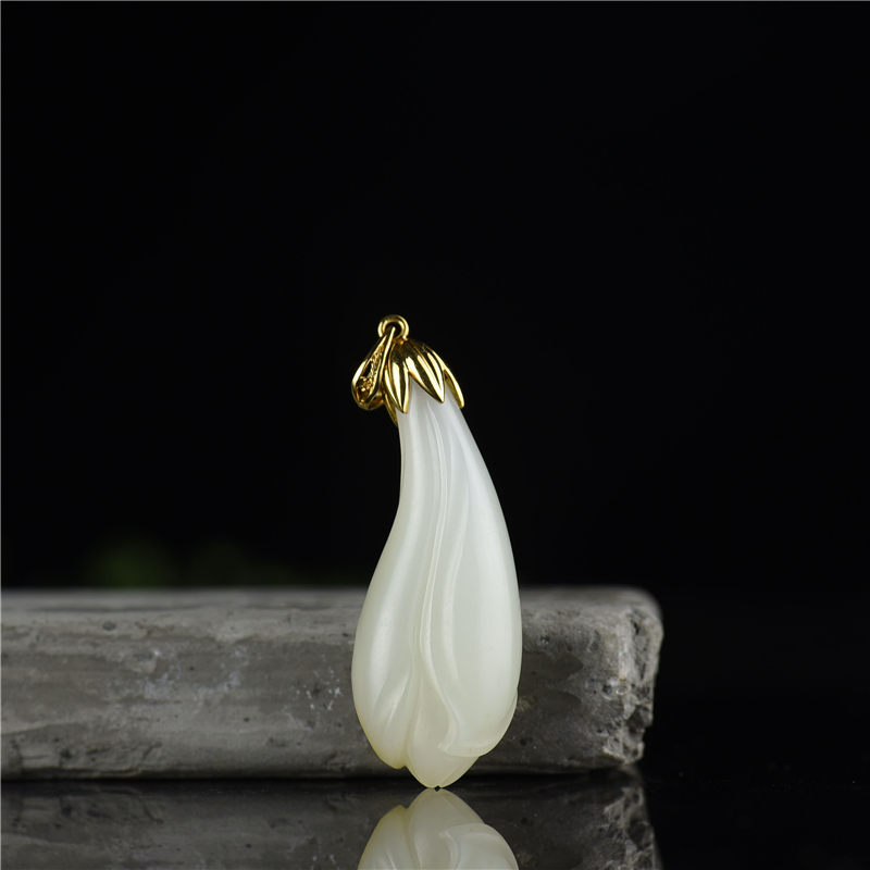 和田玉玉兰吊坠-红掌柜