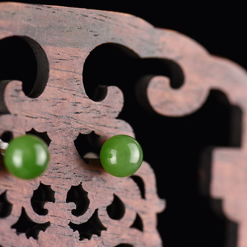 和田碧玉圆珠耳钉-红掌柜