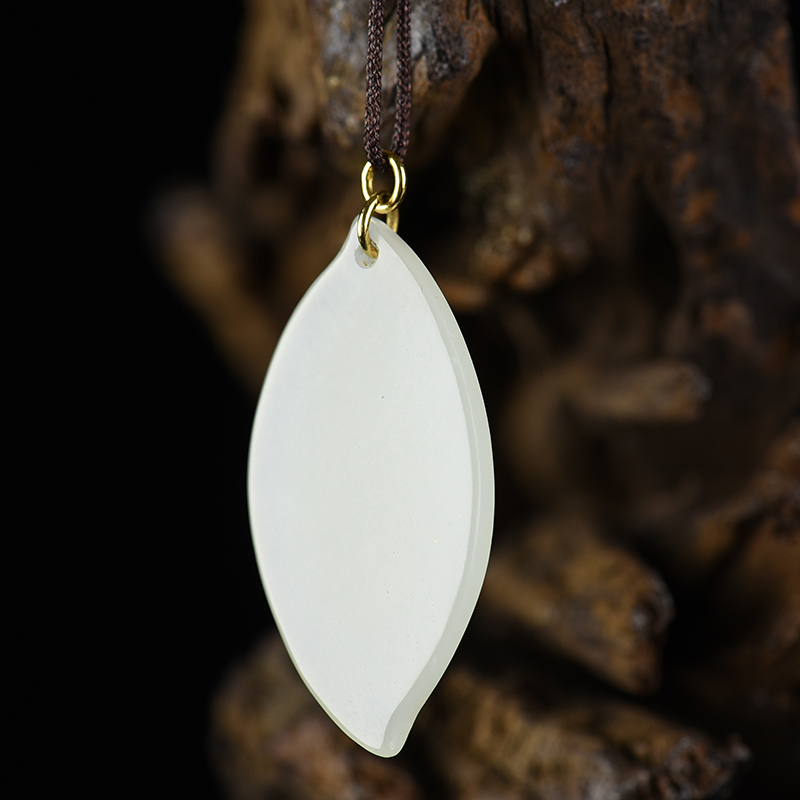 18k金镶天然籽料和田白玉吊坠-红掌柜