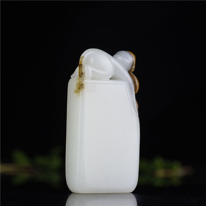 天然和田玉长寿无事牌吊坠-红掌柜