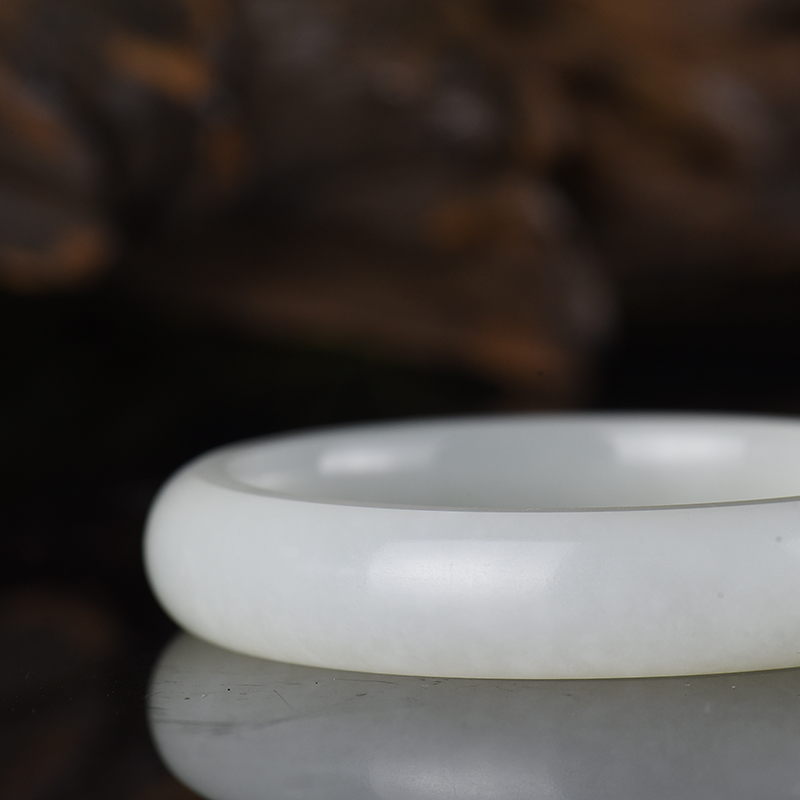 天然籽料和田白玉扁镯-红掌柜