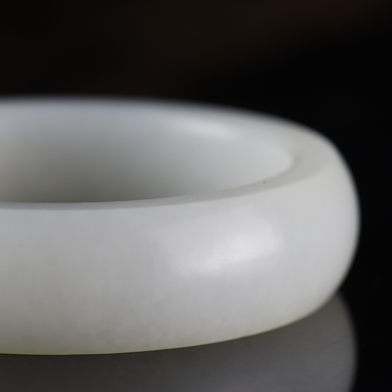 天然山流水和田羊脂白玉扁镯-红掌柜