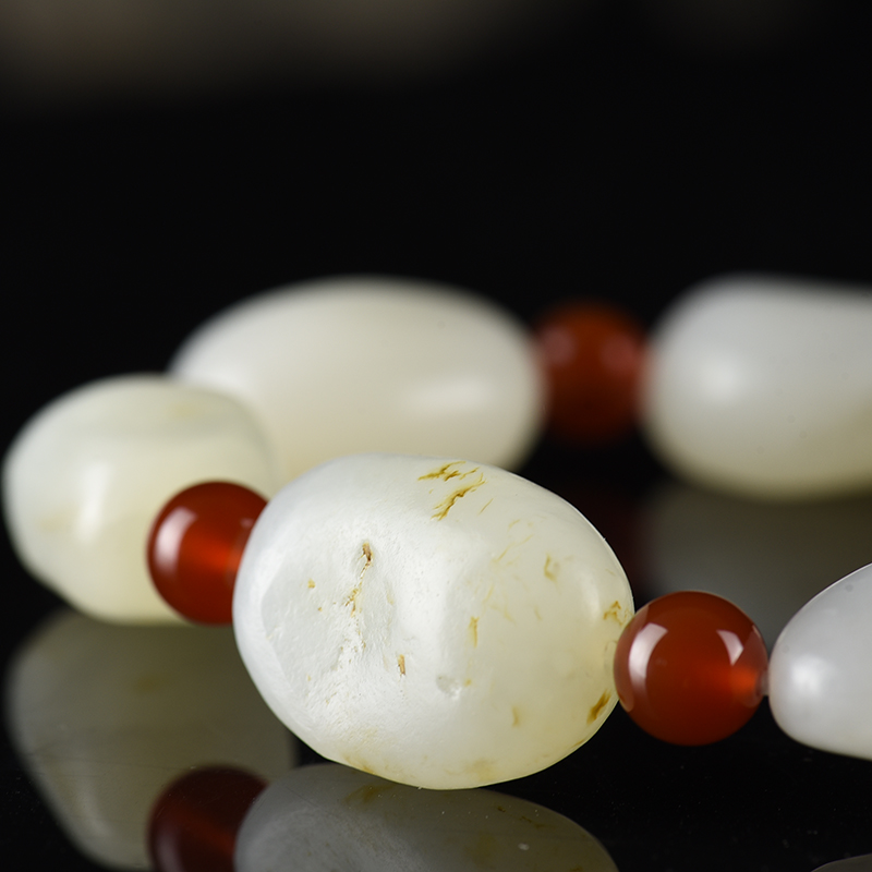 和田玉原石手串-红掌柜