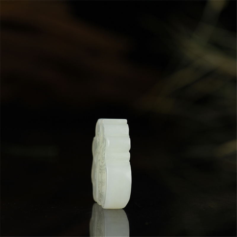 新疆天然和田玉福字吊坠-红掌柜