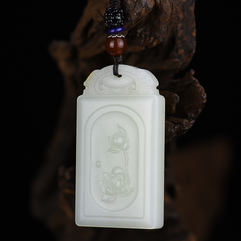 新疆籽料和田白玉荷花吊坠-红掌柜