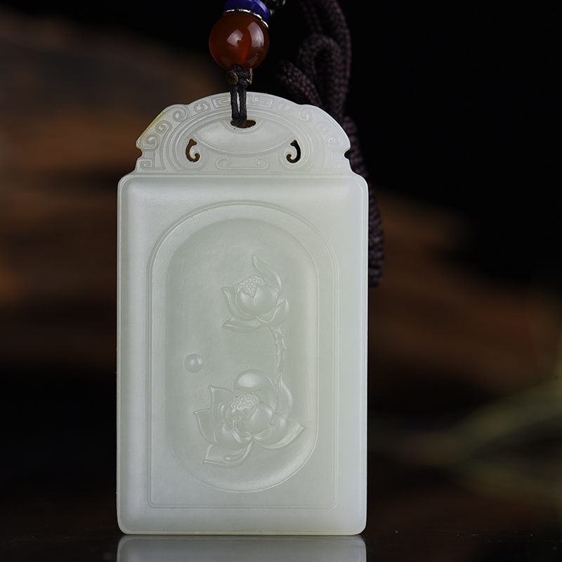 新疆天然籽料和田玉荷花吊坠-红掌柜