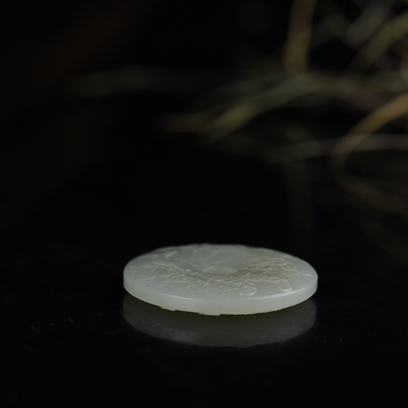 和田玉凤穿牡丹平安扣吊坠-红掌柜