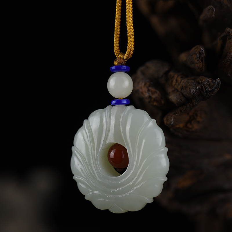 新疆山料和田白玉莲花吊坠-红掌柜