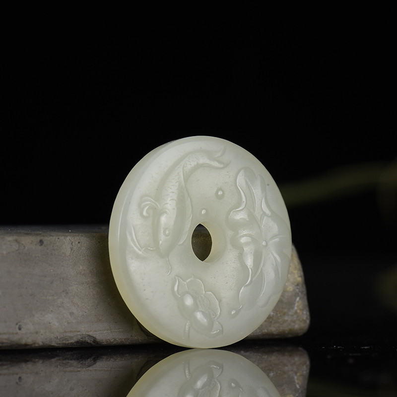 新疆和田白玉年年有余吊坠-红掌柜