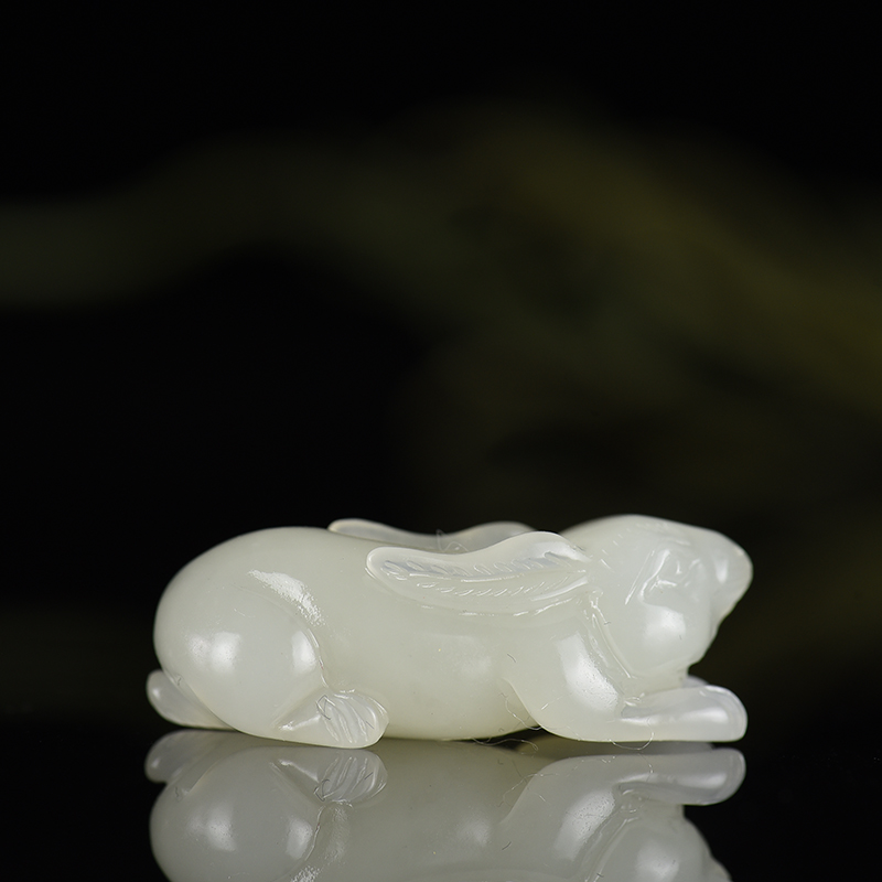 新疆山料和田白玉卯兔吊坠-红掌柜