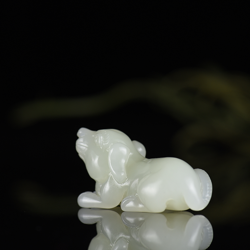 和田白玉戌狗吊坠-红掌柜