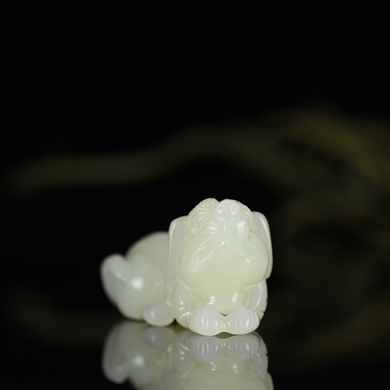 新疆天然山料和田白玉吊坠-红掌柜