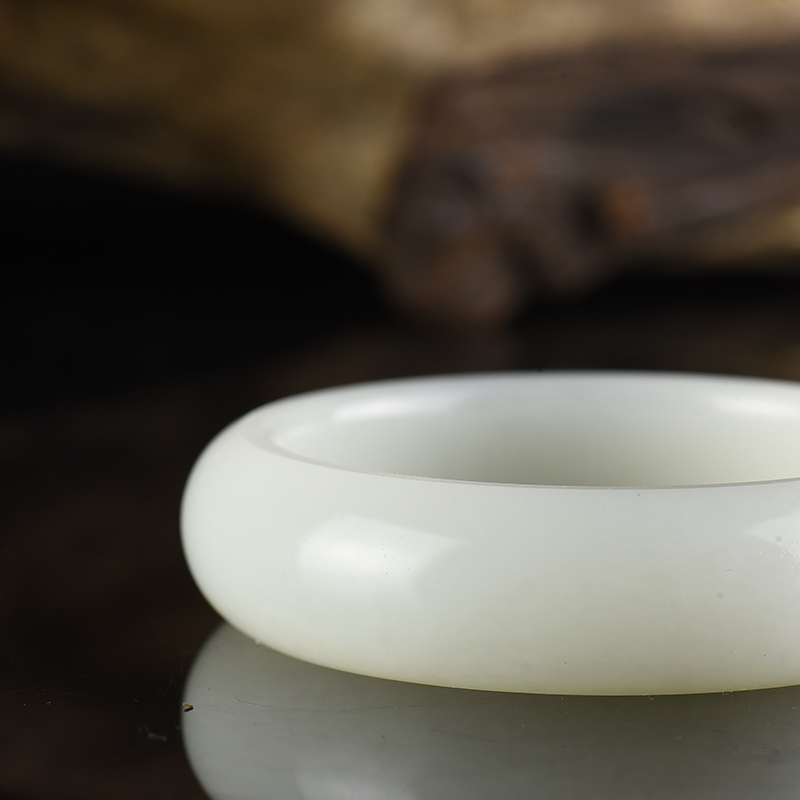 新疆籽料和田白玉扁镯-红掌柜