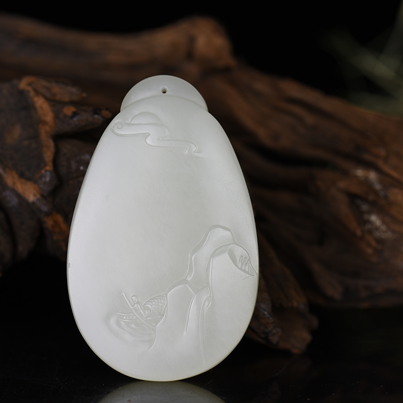 籽料和田白玉山水之间吊坠-红掌柜