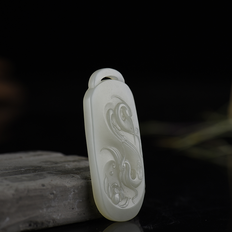 新疆天然籽料和田青白玉吊坠-红掌柜