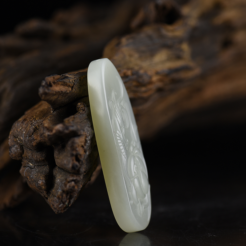 新疆天然籽料和田青白玉吊坠-红掌柜