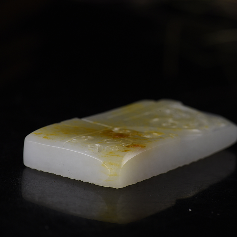 和田玉仿古龙凤牌挂坠-红掌柜