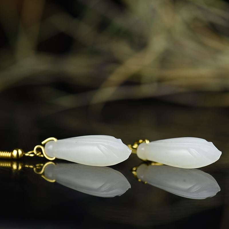 银镶山料和田白玉玉兰花耳环-红掌柜