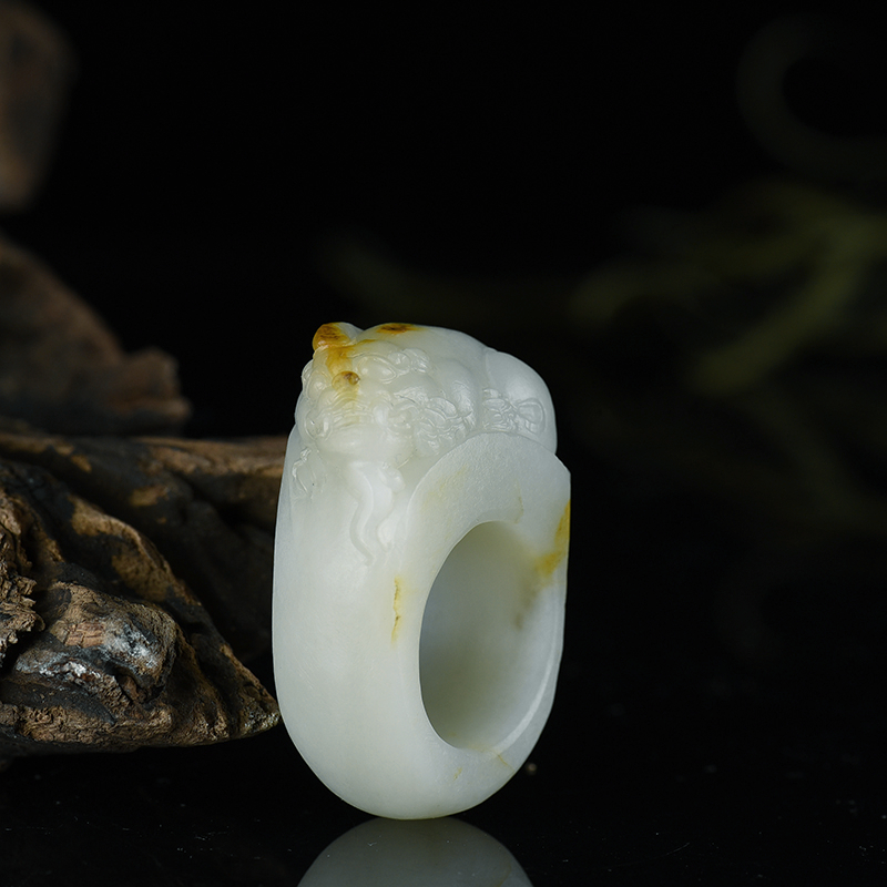 和田白玉貔貅扳指-红掌柜