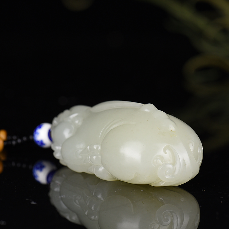 新疆和田白玉吊坠-红掌柜