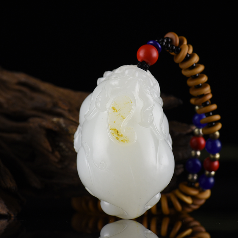 籽料和田白玉貔貅吊坠-红掌柜