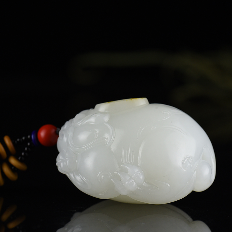 和田白玉貔貅吊坠-红掌柜