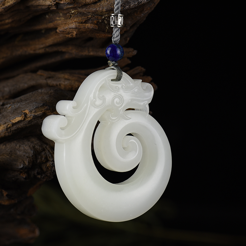 天然山流水料和田羊脂白龙吊坠-红掌柜