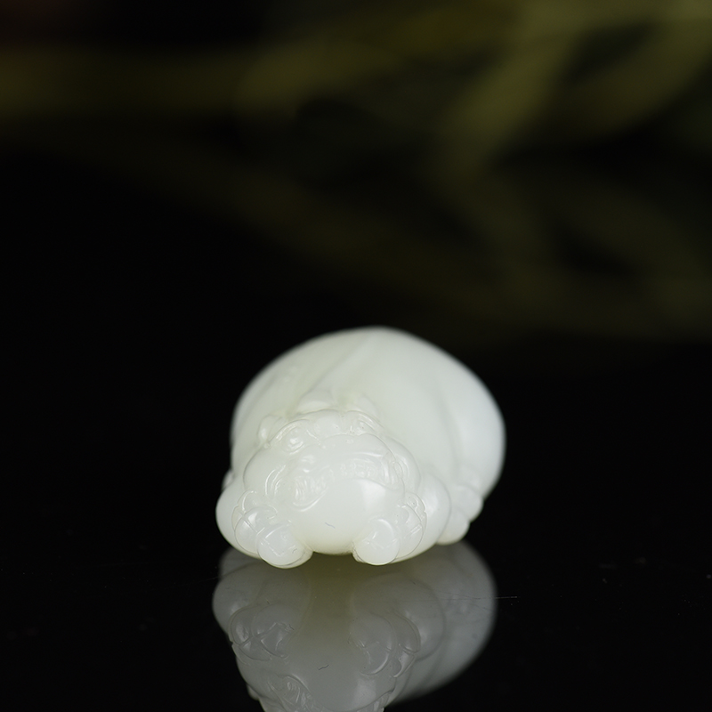 新疆天然籽料和田玉貔貅吊坠-红掌柜