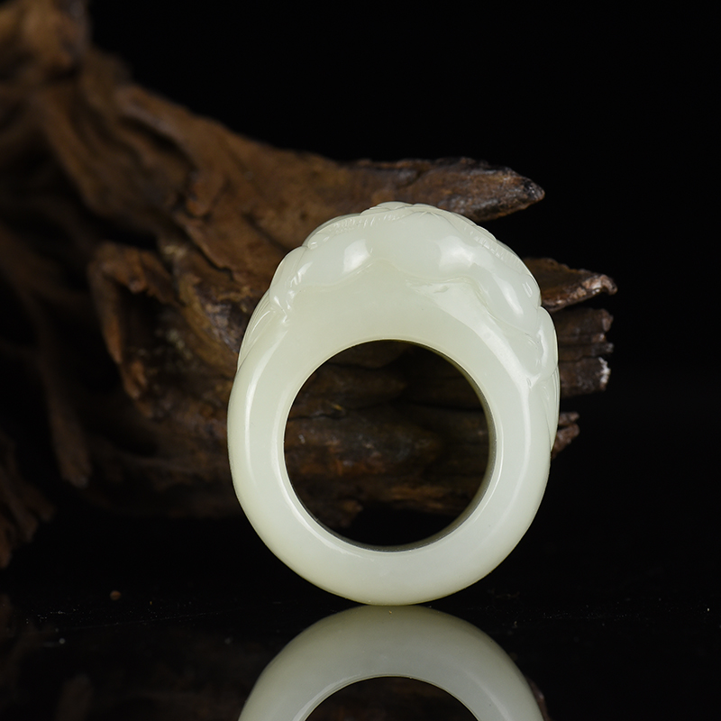 新疆天然和田白玉貔貅守护扳指-红掌柜