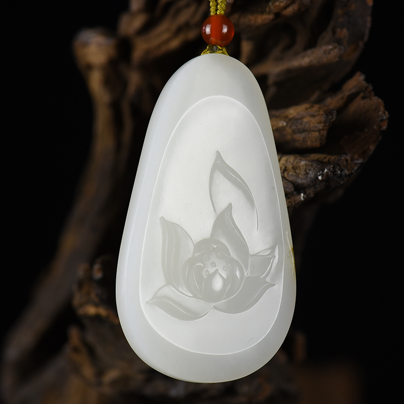 天然籽料和田白玉一品青莲吊坠-红掌柜