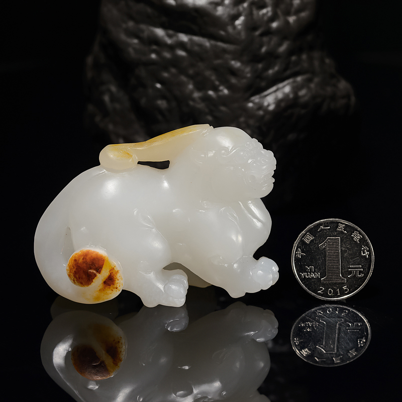 新疆和田白玉貔貅摆件-红掌柜