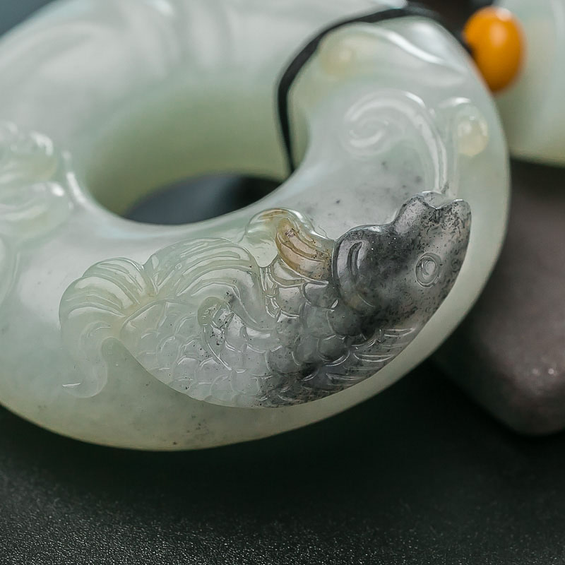 和田玉年年有余手把件-红掌柜