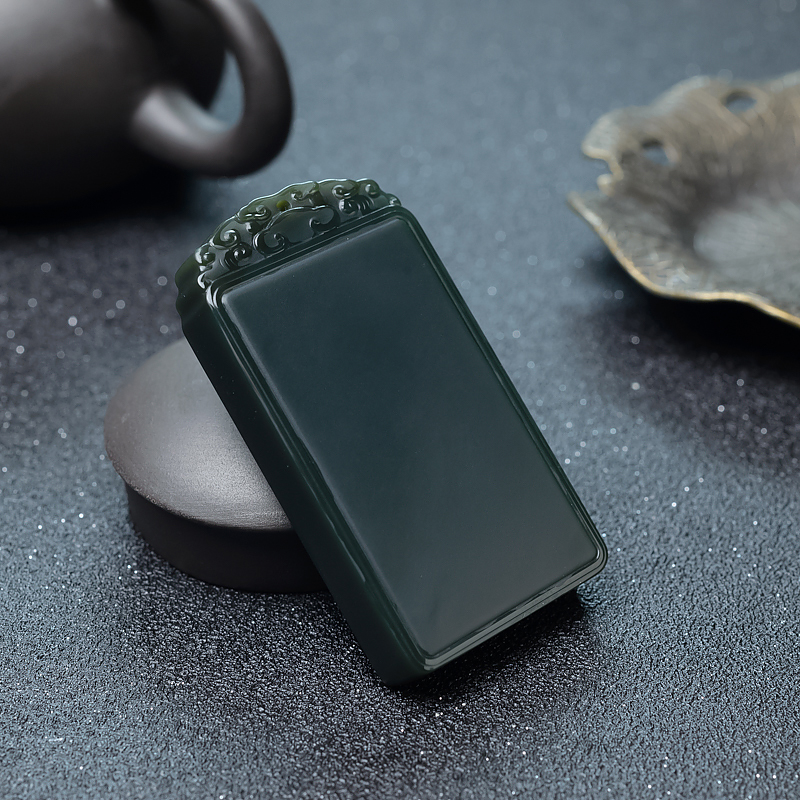 山料和田玉平安无事牌吊坠-红掌柜