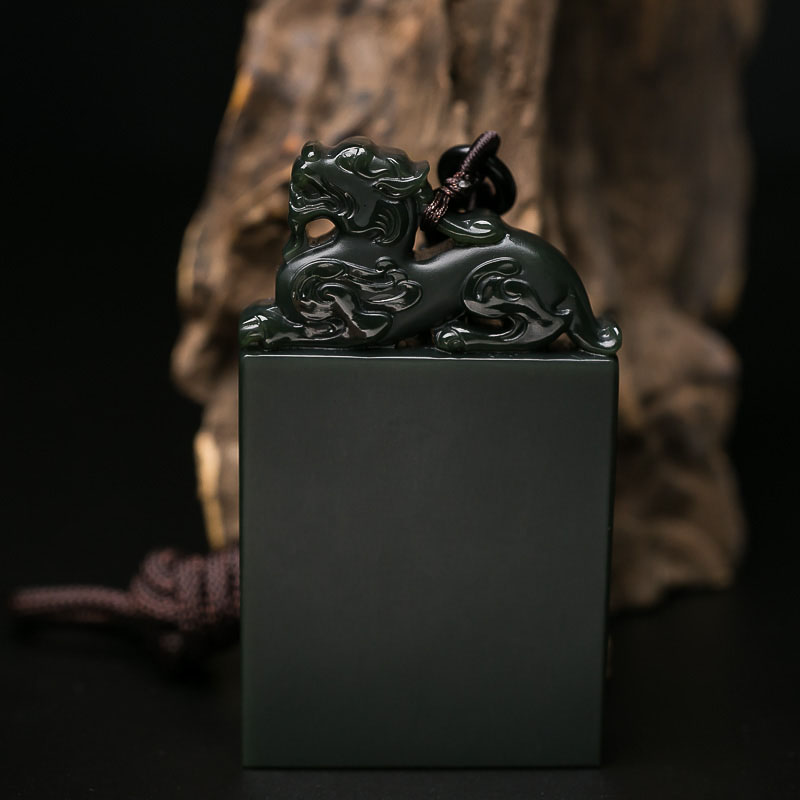 青海天然和田青玉貔貅吊坠-红掌柜