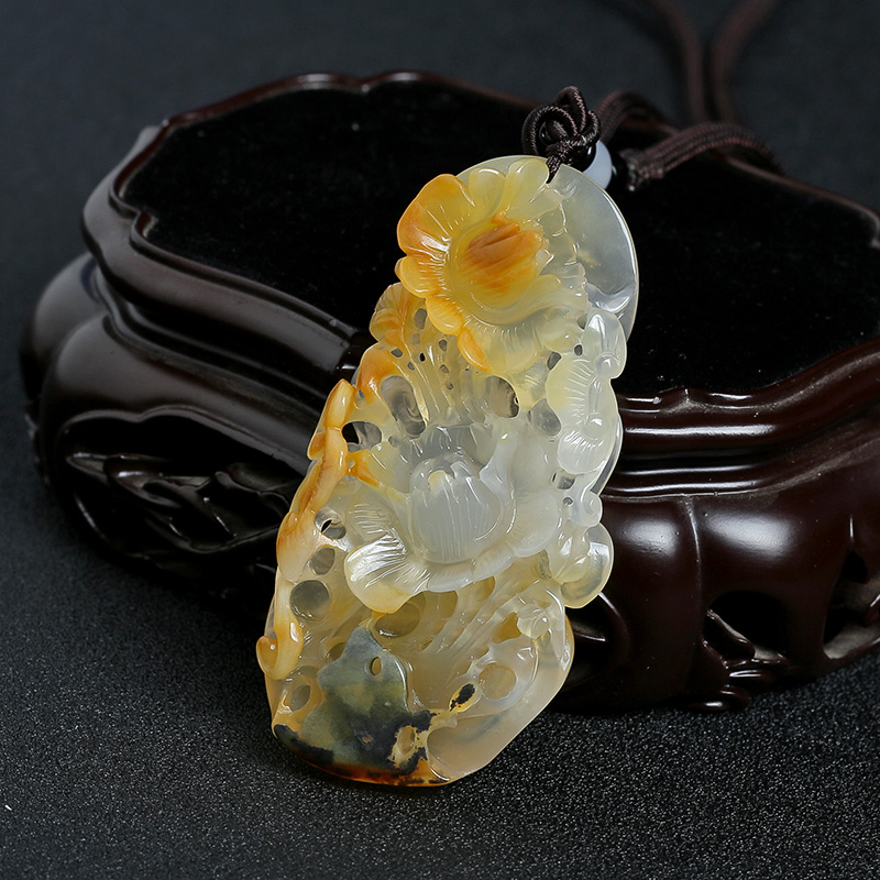 黄龙玉花开富贵-红掌柜