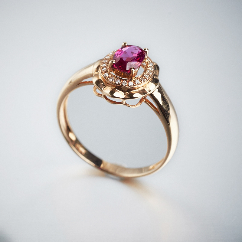 红宝石戒指 - 红掌柜