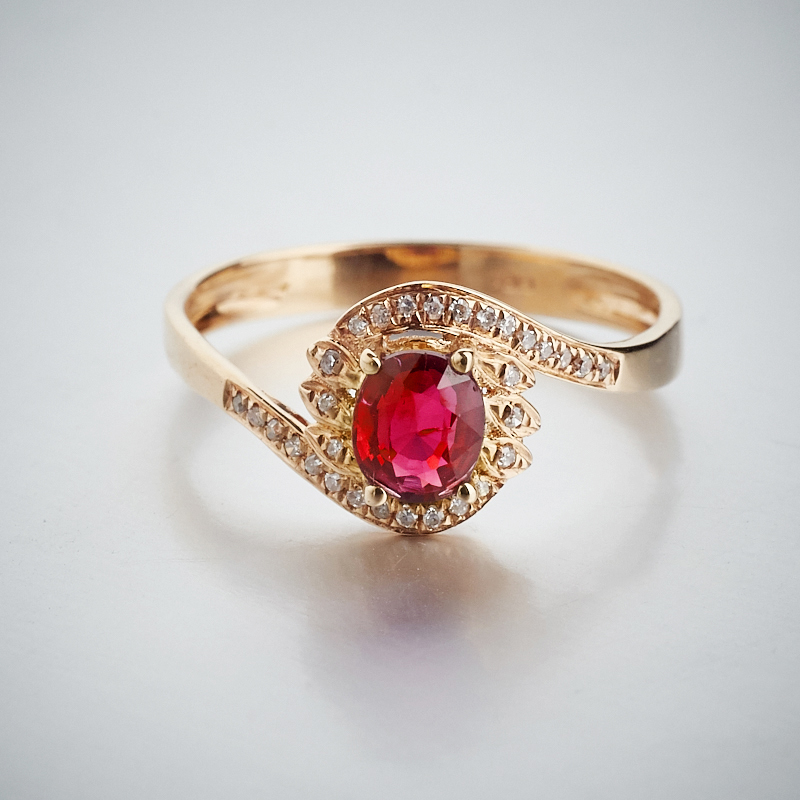 斯里兰卡天然18K金镶钻红宝石戒指 - 红掌柜