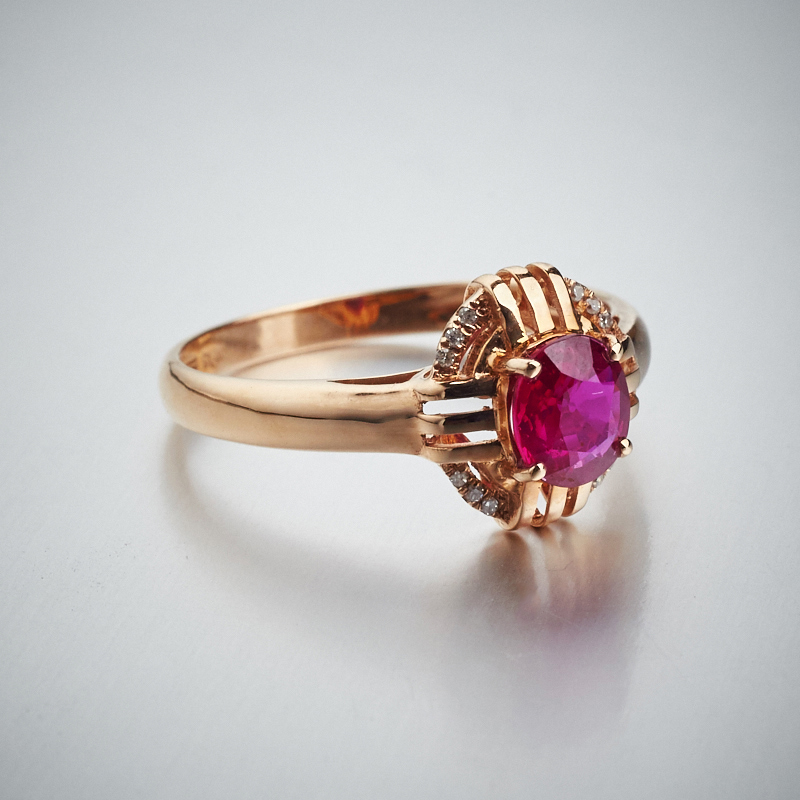 天然18K金镶钻红宝石戒指 - 红掌柜