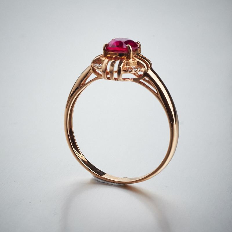 红宝石戒指 - 红掌柜