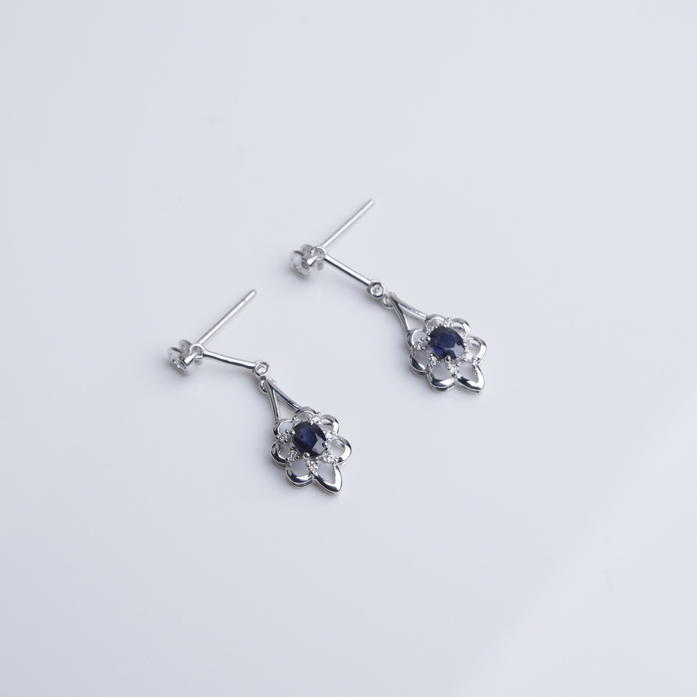 18K金镶钻深蓝色蓝宝石耳坠-红掌柜